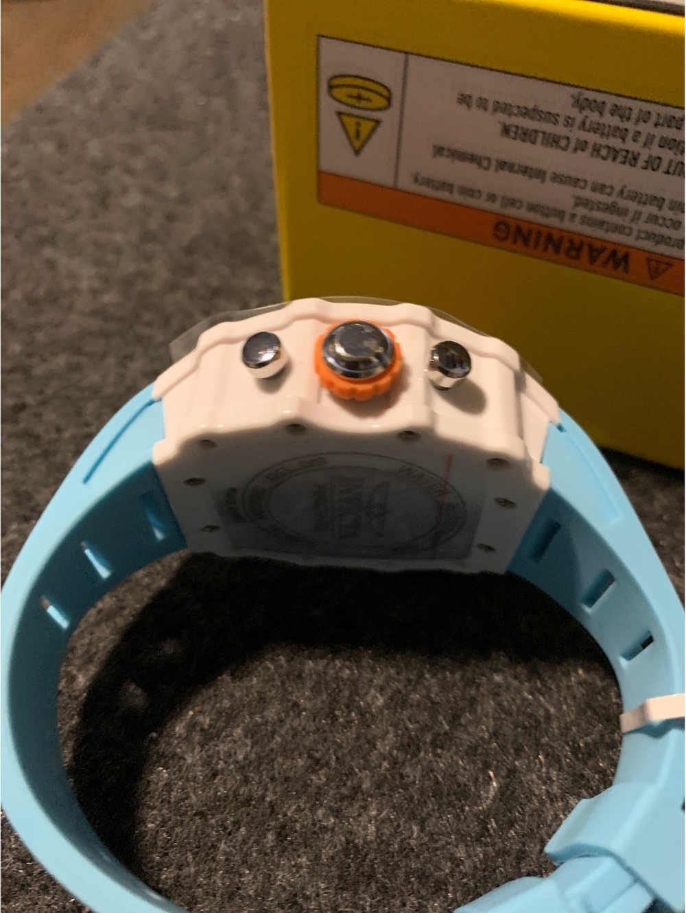 Invicta Racing quartz watch - Picture 3 of 5